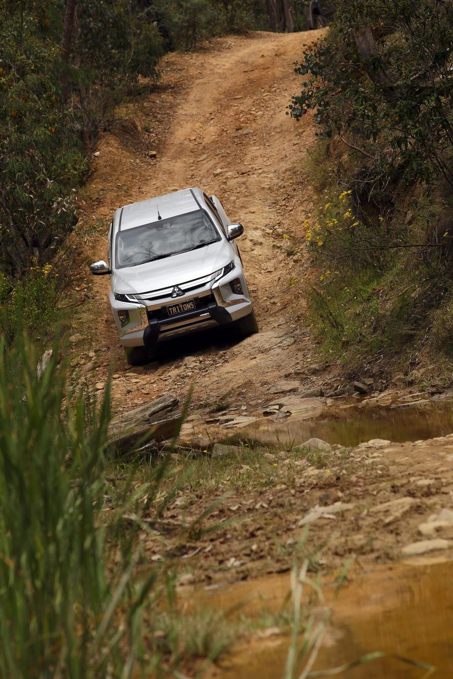  Mitsubishi Triton GLS Premium Club Cab 2019 года  (AU) (фото 21 из 38)